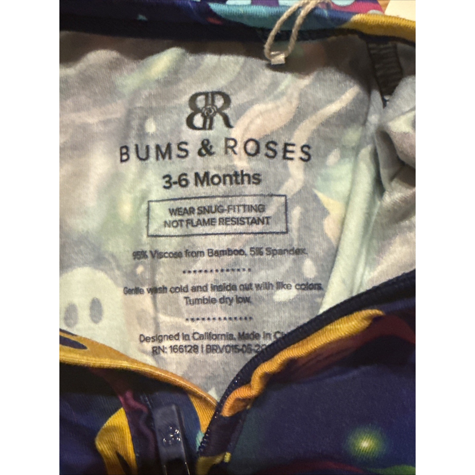 Bums & Roses 3-6 Month Convertible Romper Drop It Like It's Haunt Ghosts Nwt — image 6 of 8
